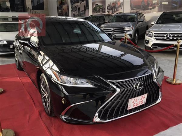 Lexus for sale in Iraq